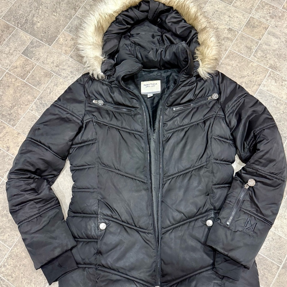 Nautica Black Puffer Jacket with Faux Fur Trim